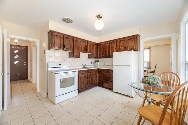 27 Alma Drive, Etobicoke - photo 25