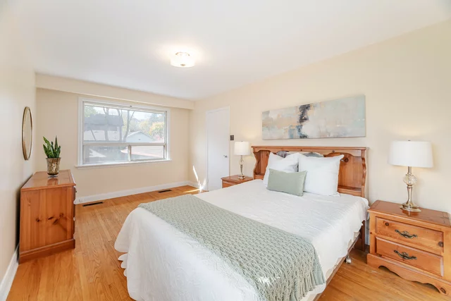 27 Alma Drive, Etobicoke - photo 36