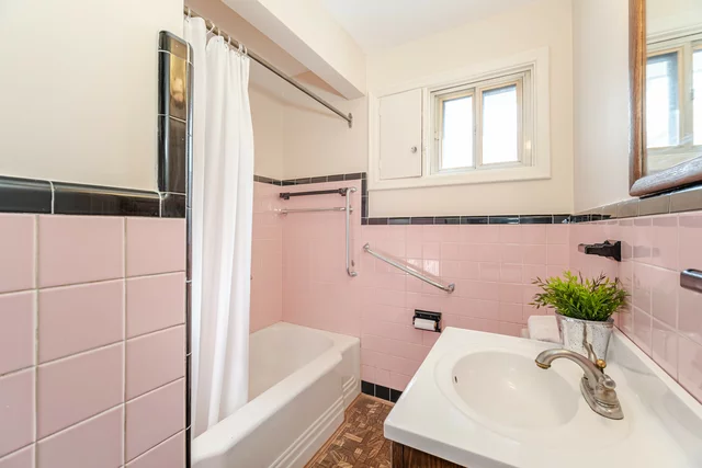 27 Alma Drive, Etobicoke - photo 37
