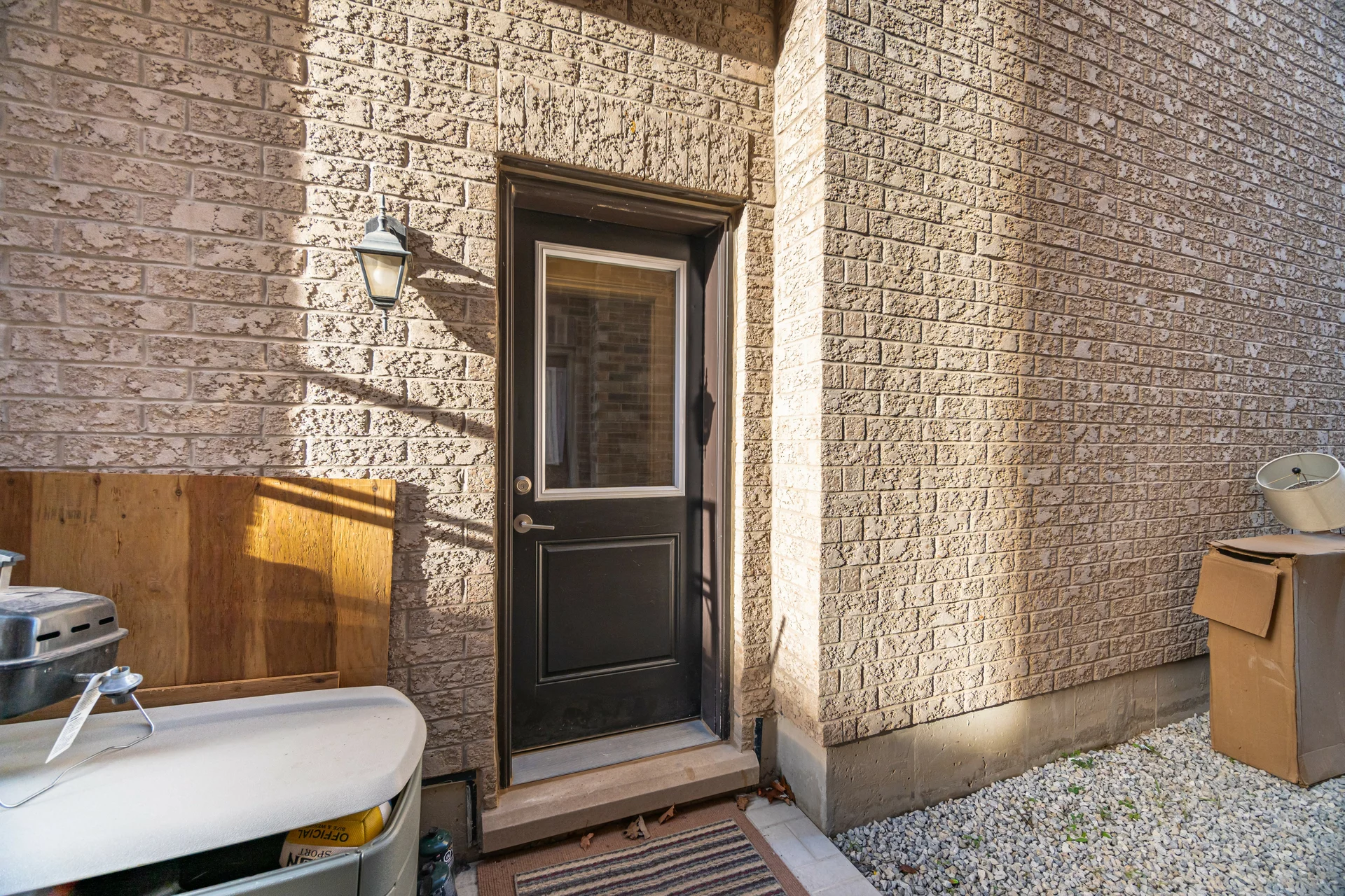 3157787