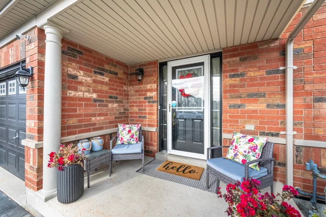 59 Decourcy-Ireland Circle, Ajax - photo 5