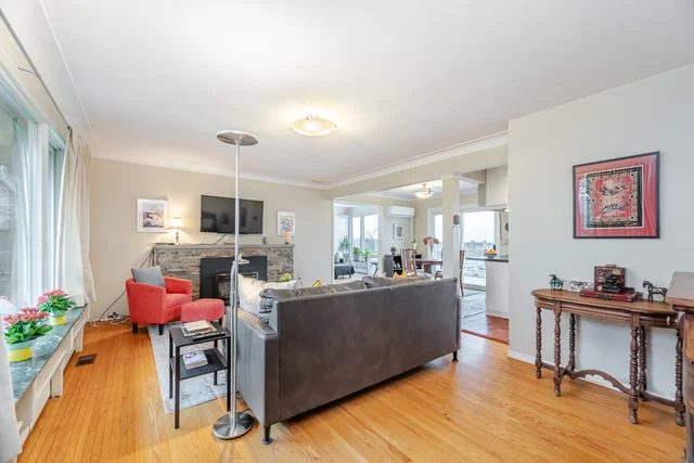 805 Ridge Road, Hamilton - photo 16