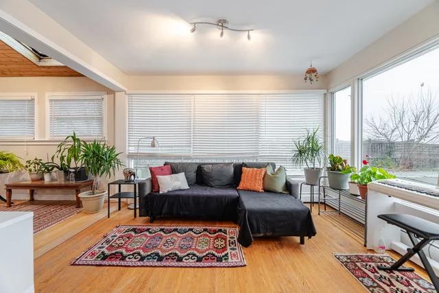 805 Ridge Road, Hamilton - photo 23