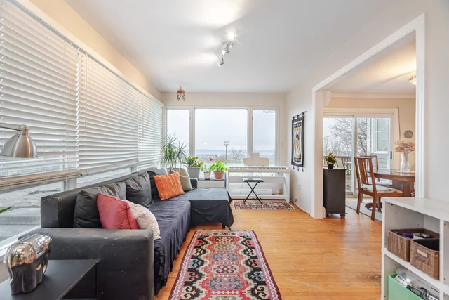 805 Ridge Road, Hamilton - photo 24
