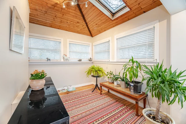 805 Ridge Road, Hamilton - photo 26