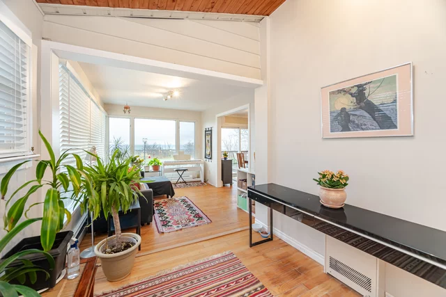 805 Ridge Road, Hamilton - photo 28