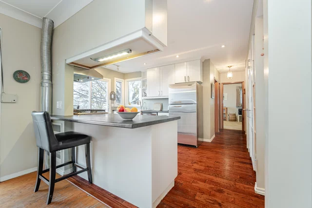 805 Ridge Road, Hamilton - photo 29