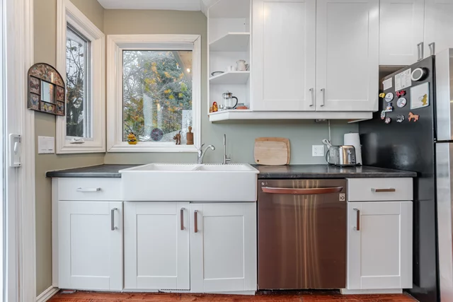 805 Ridge Road, Hamilton - photo 32