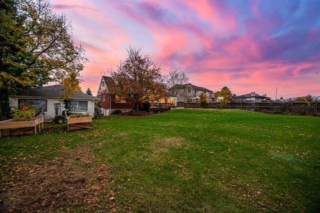 805 Ridge Road, Hamilton - photo 66
