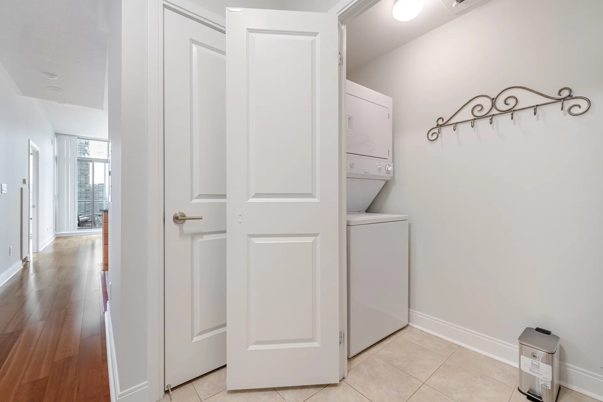 #709-18 Yorkville Avenue, Toronto - photo 29