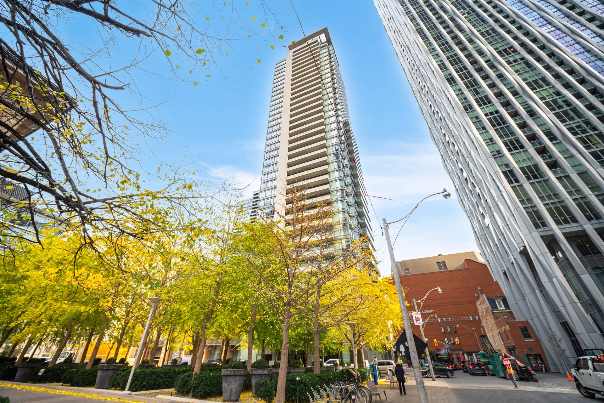 #709-18 Yorkville Avenue, Toronto - photo 38
