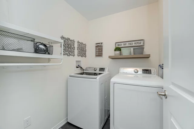 21 Graywardine Lane, Ajax - photo 47