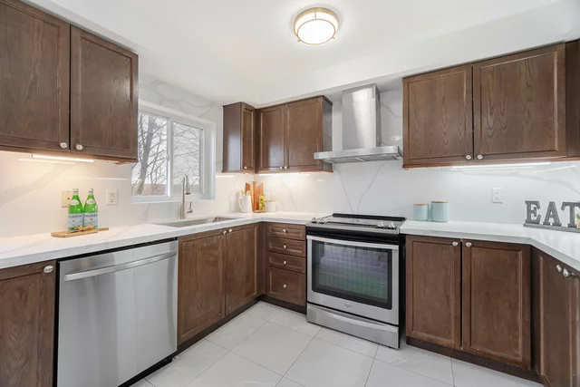 10 Oakins Lane, Ajax - photo 27