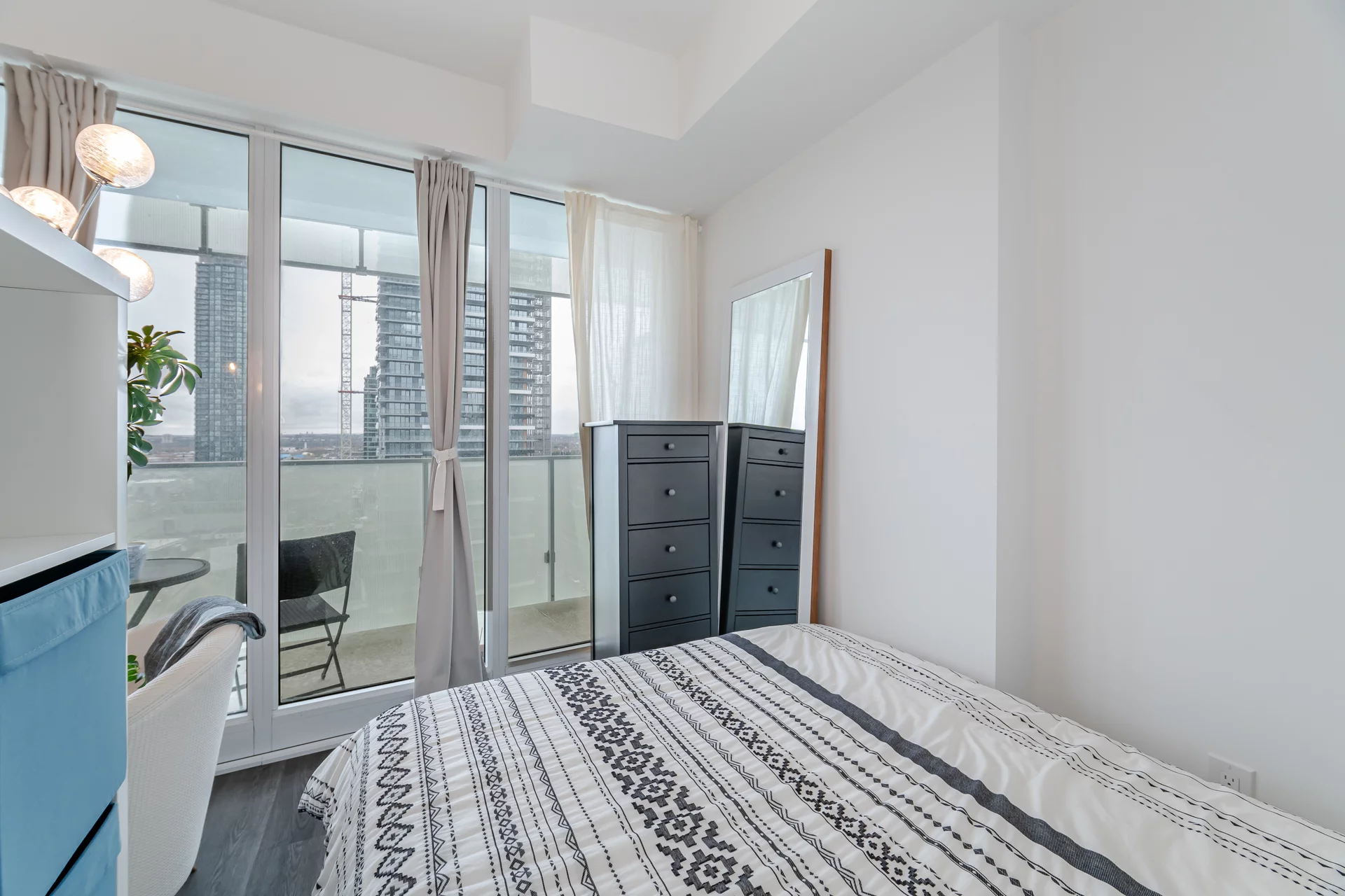 #1605-3900 Confederation Parkway, Mississauga - photo 24