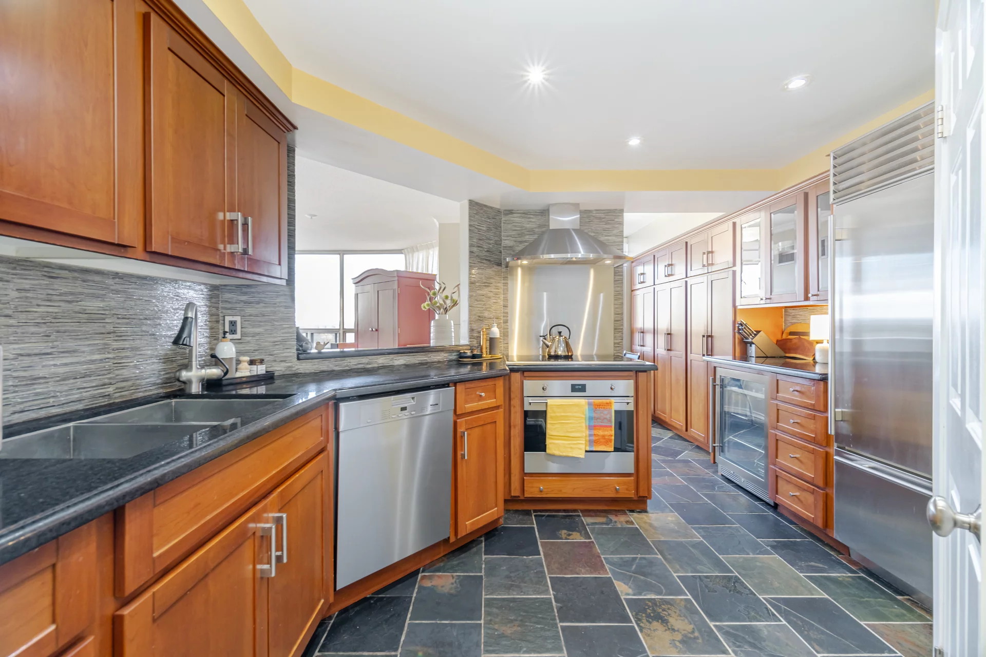 #1109-310 Mill Street South, Brampton - photo 8