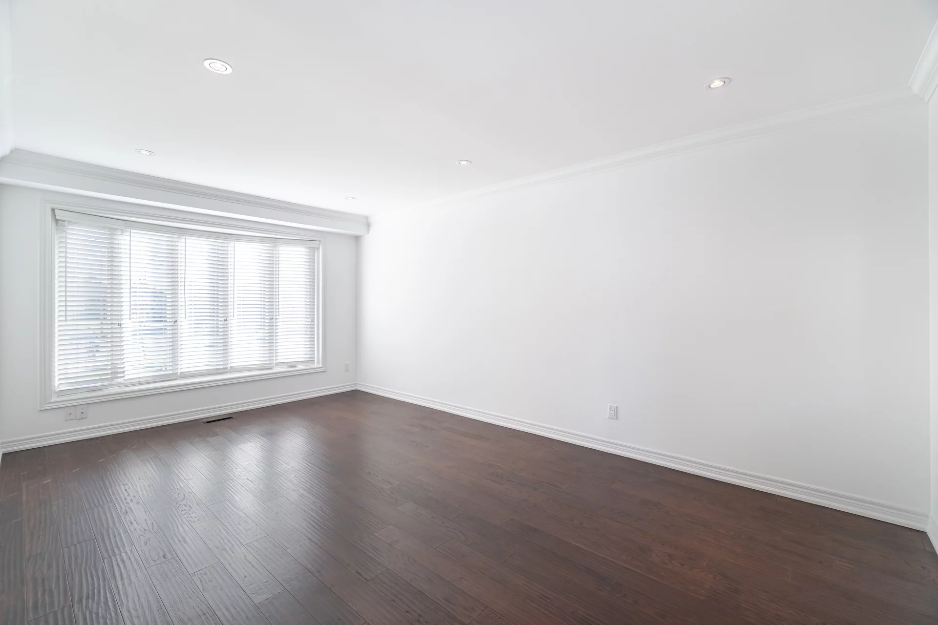 5 Merrydrew Court, Mississauga - photo 8