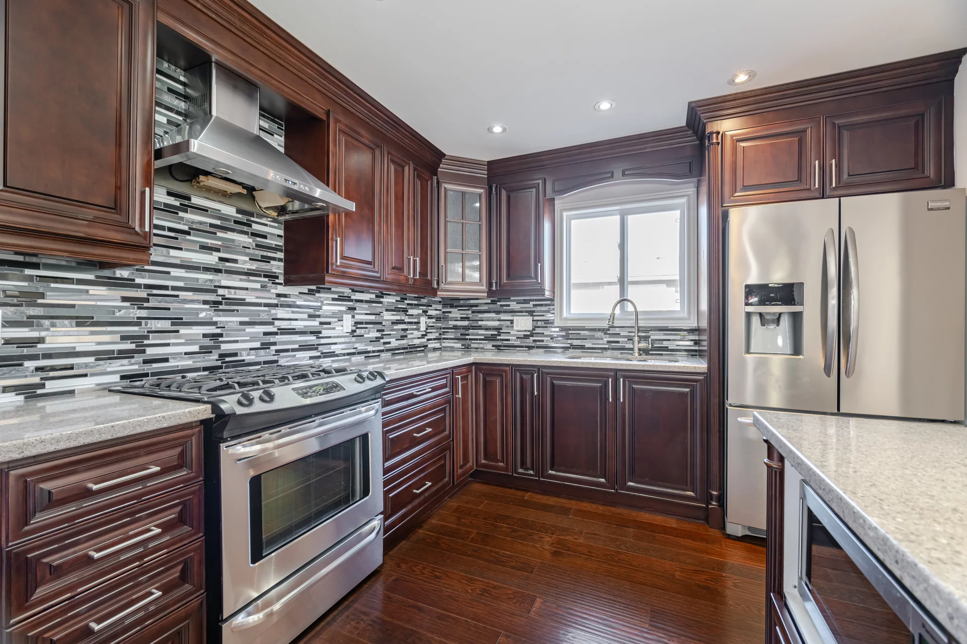 5 Merrydrew Court, Mississauga - photo 14