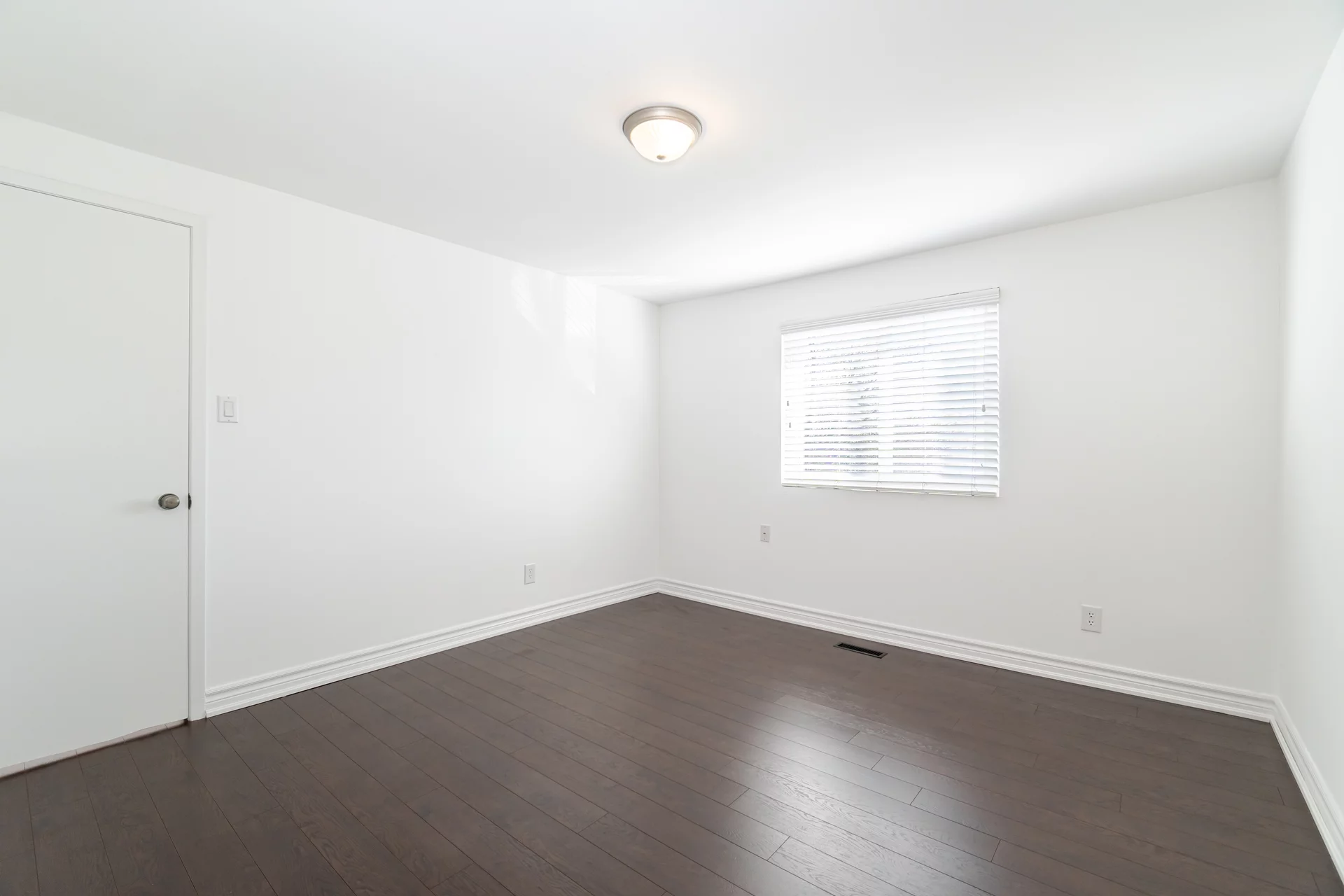5 Merrydrew Court, Mississauga - photo 25