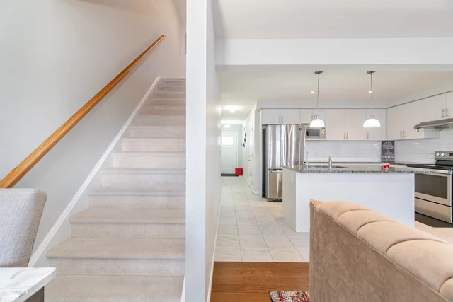 135 Hollybrook Trail, Kitchener - photo 20