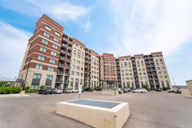 #317-39 New Delhi Drive, Markham - photo 1