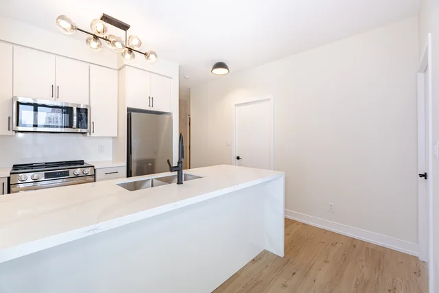 #2202-4065 Brickstone Mews, Mississauga - photo 11