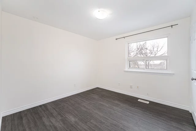 8 Garfield Crescent, Brampton - photo 23