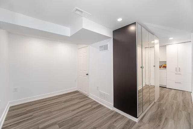8 Garfield Crescent, Brampton - photo 32