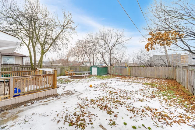 8 Garfield Crescent, Brampton - photo 37