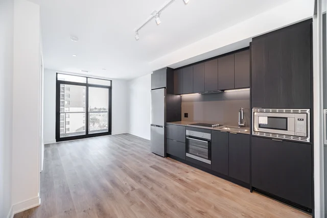 #718-86 Dundas Street East, Mississauga - photo 8