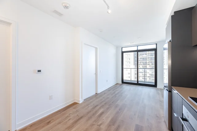 #718-86 Dundas Street East, Mississauga - photo 10
