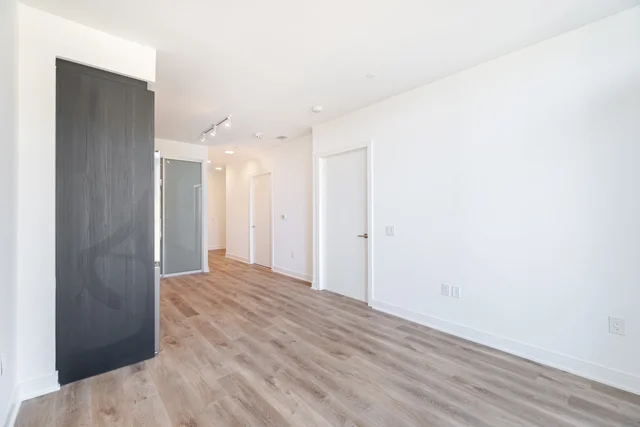 #718-86 Dundas Street East, Mississauga - photo 12