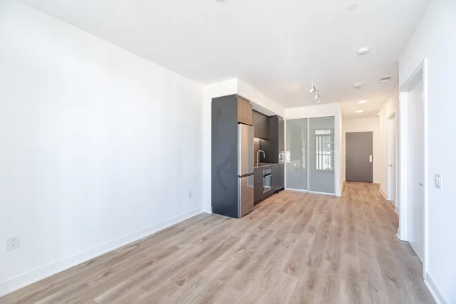 #718-86 Dundas Street East, Mississauga - photo 13