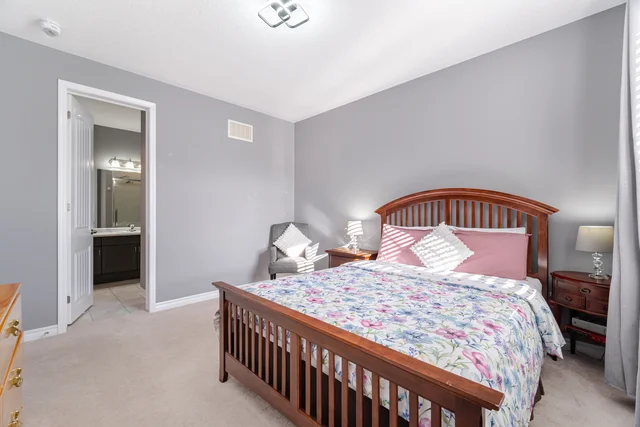 1388 Connaught Terrace, Milton - photo 39