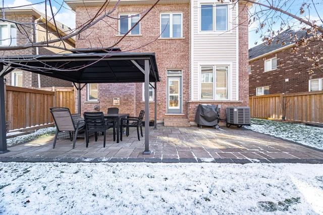 1388 Connaught Terrace, Milton - photo 53
