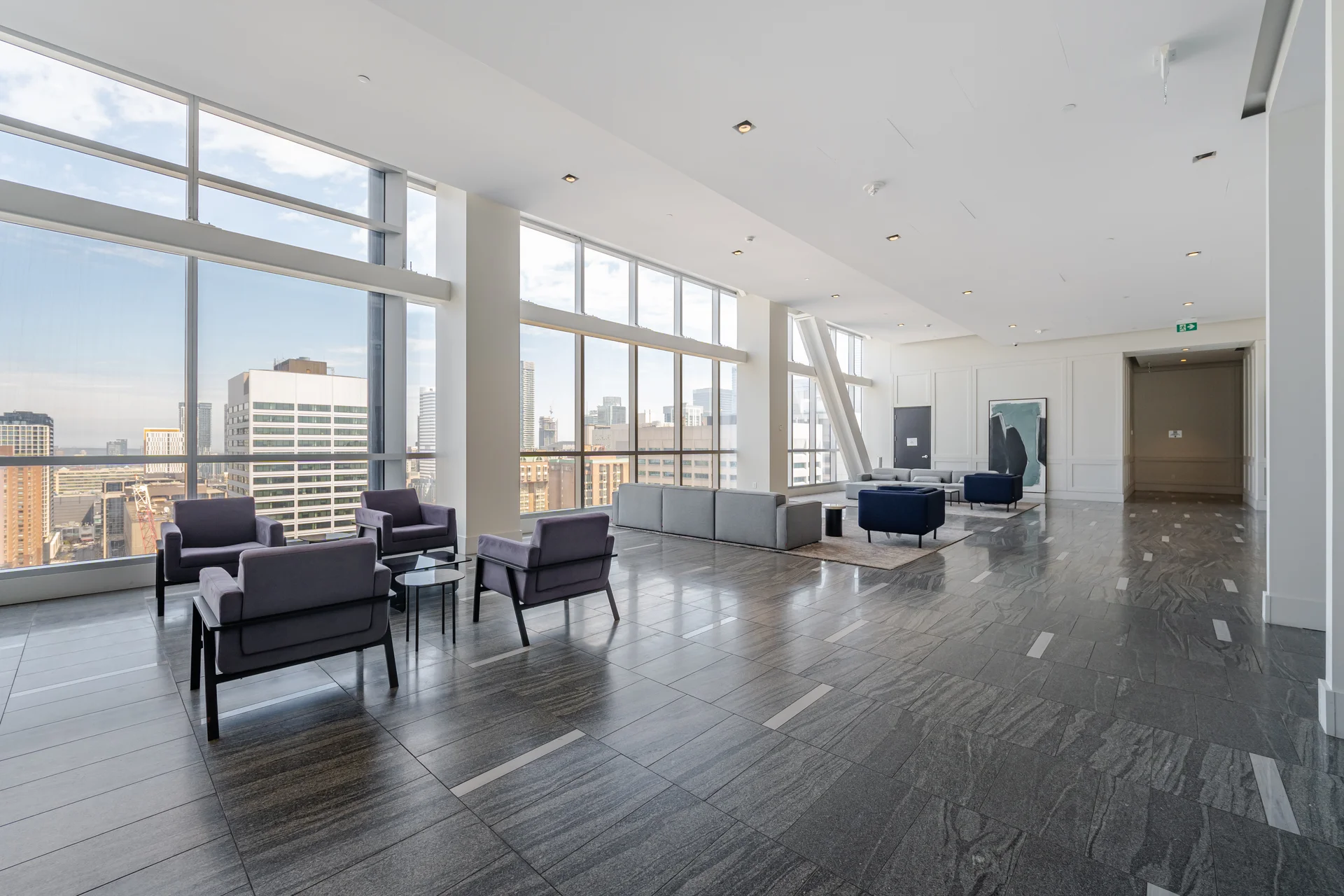 #2208-488 University Avenue, Toronto - photo 4
