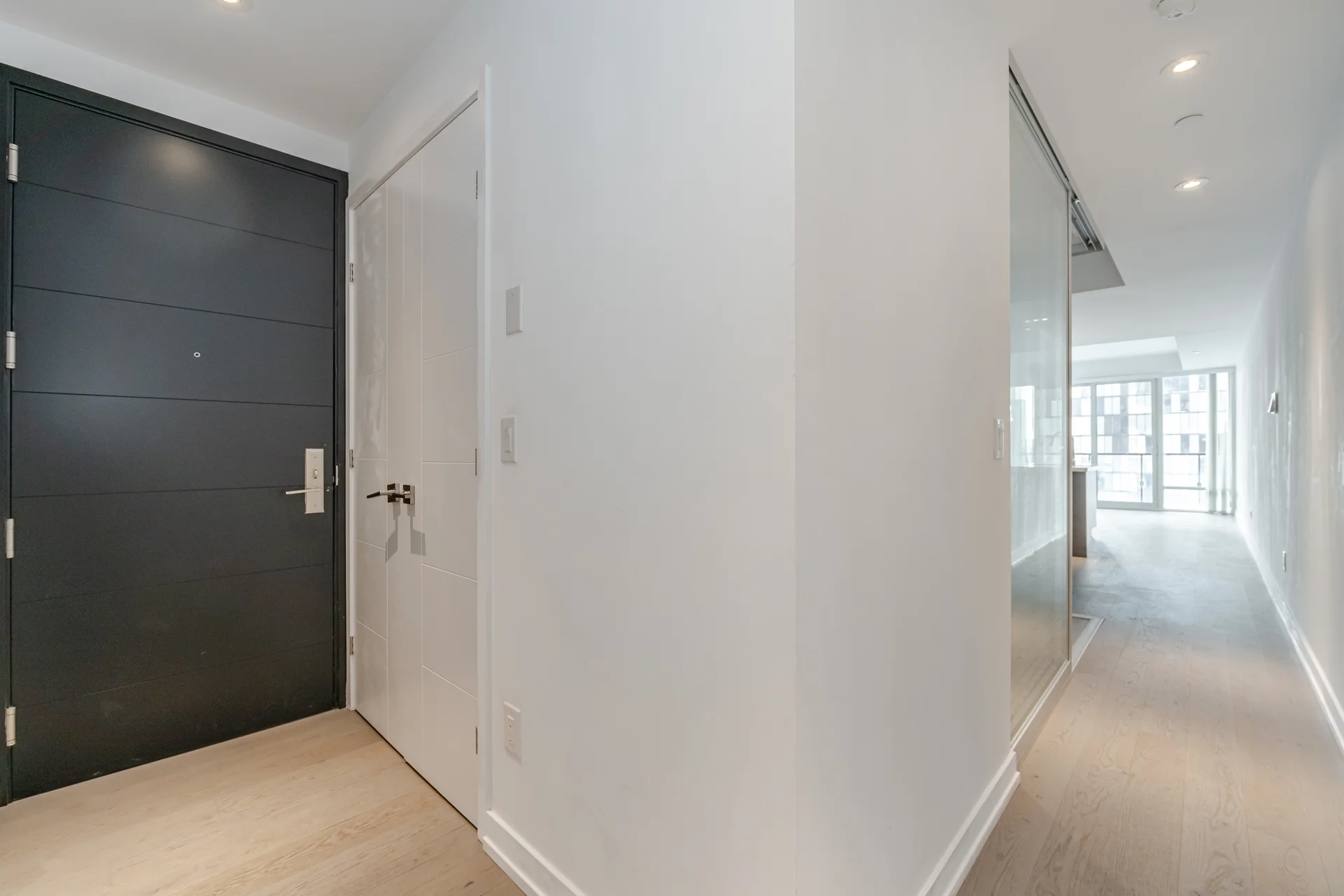 #2208-488 University Avenue, Toronto - photo 7