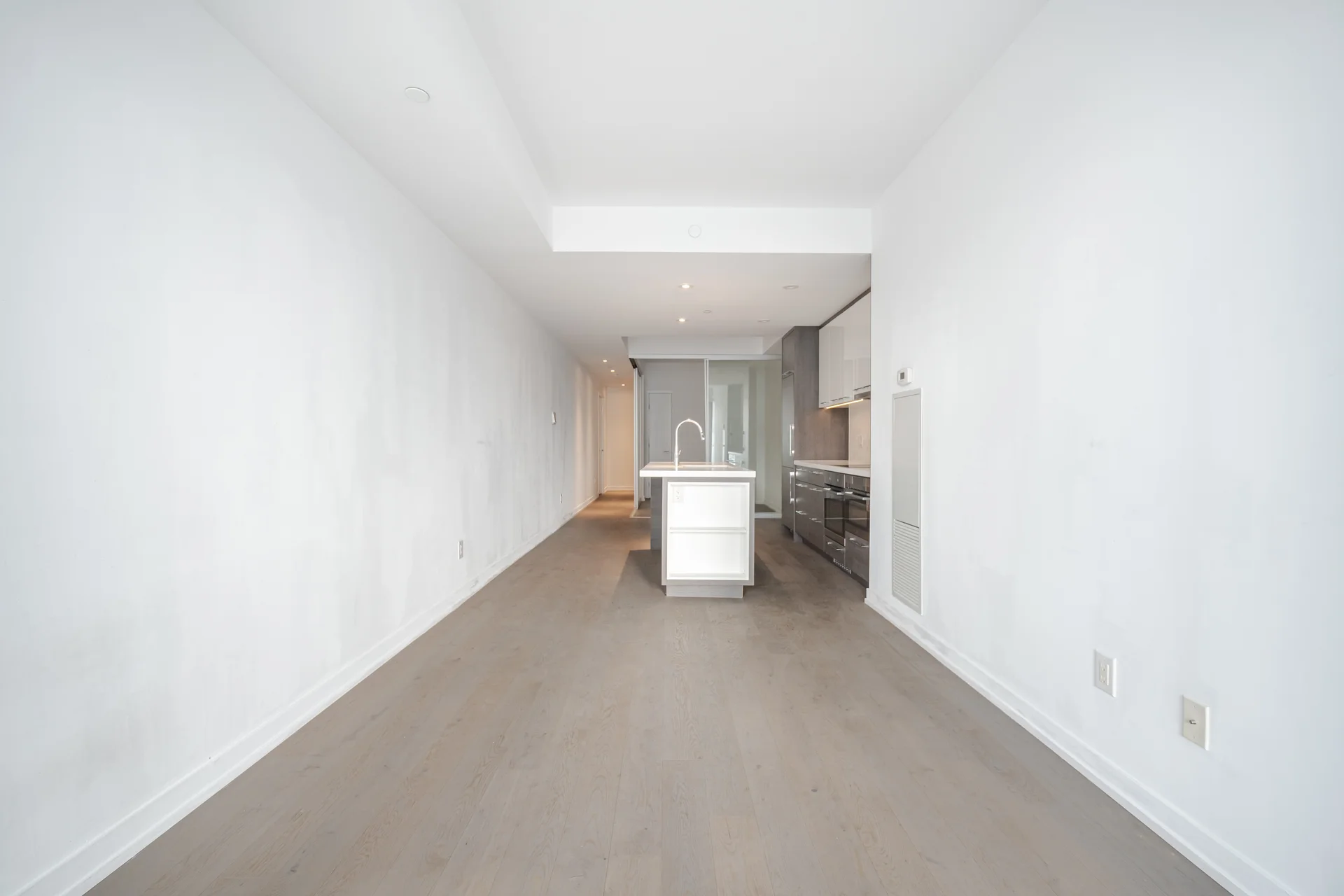 #2208-488 University Avenue, Toronto - photo 17