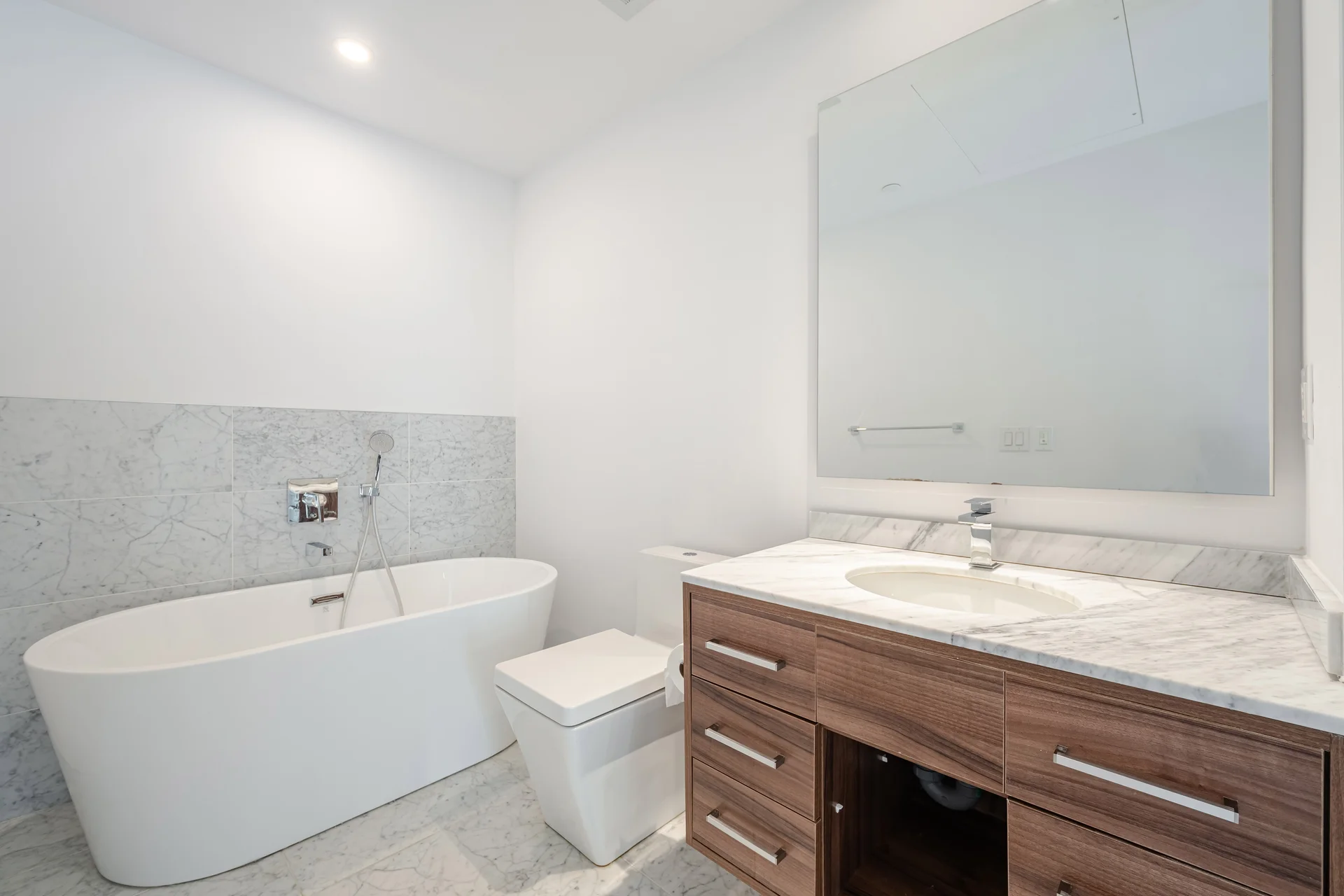 #2208-488 University Avenue, Toronto - photo 24