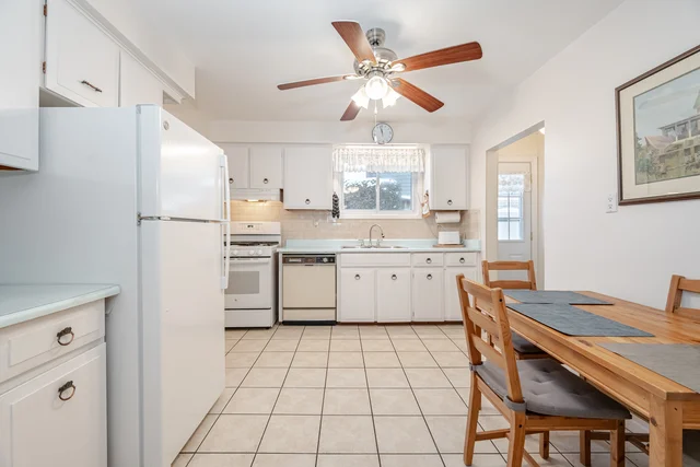 2 Lewis Street, Georgetown - photo 18