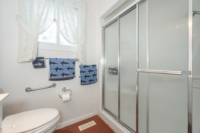 2 Lewis Street, Georgetown - photo 29