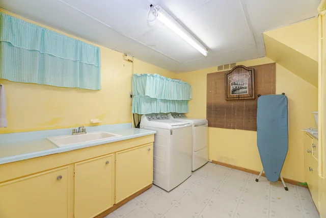 2 Lewis Street, Georgetown - photo 41