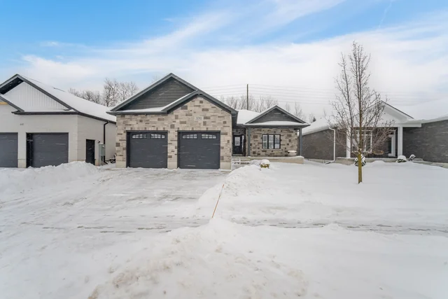 450 Rogers Road, Listowel - photo 2