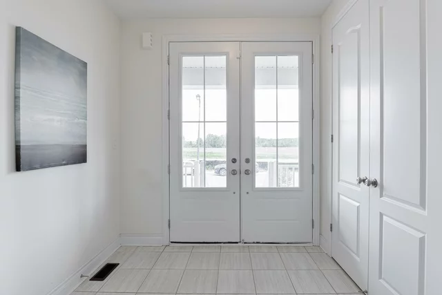 32 Ash Hill Avenue Caledon - photo 7