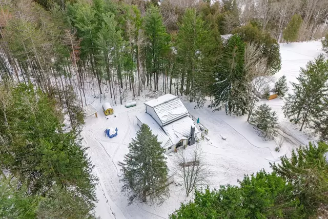 57 King Street South, Caledon - photo 3