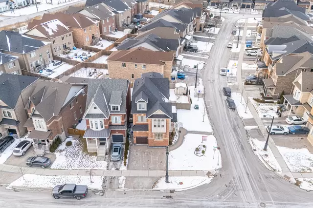 209 Kincardine Street, Vaughan - photo 4