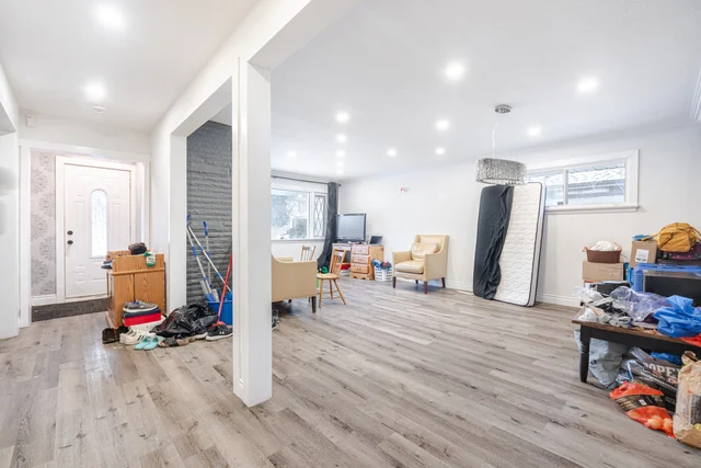 387 Mary Street North, Oshawa - photo 8