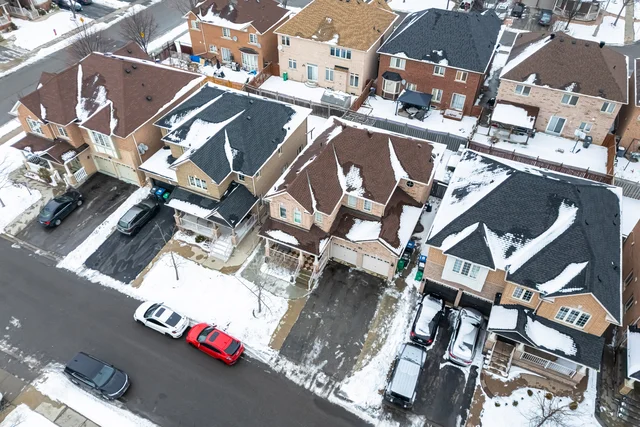 19 Citronella Lane, Brampton - photo 2