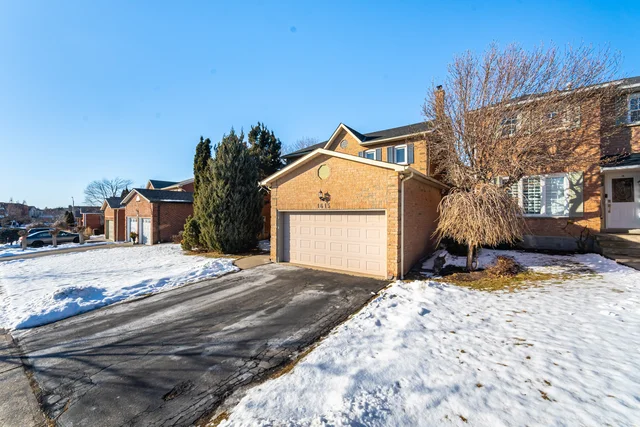 1615 Sir Monty's Drive, Mississauga - photo 4