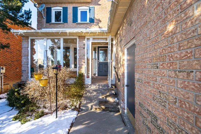 1615 Sir Monty's Drive, Mississauga - photo 5