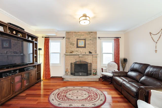 1615 Sir Monty's Drive, Mississauga - photo 17